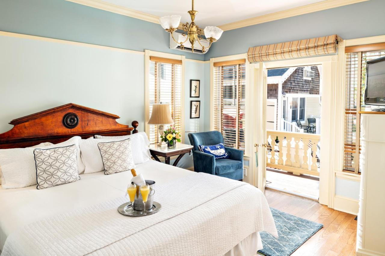 Brass Key Guesthouse Adults Only Провінстаун Екстер'єр фото