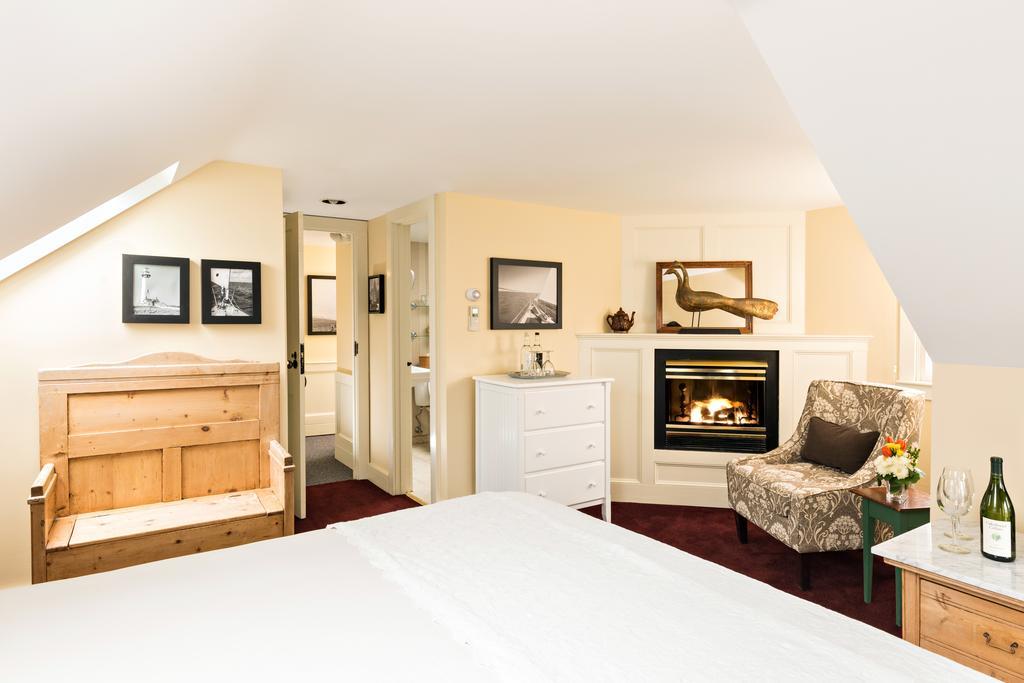 Brass Key Guesthouse Adults Only Провінстаун Екстер'єр фото