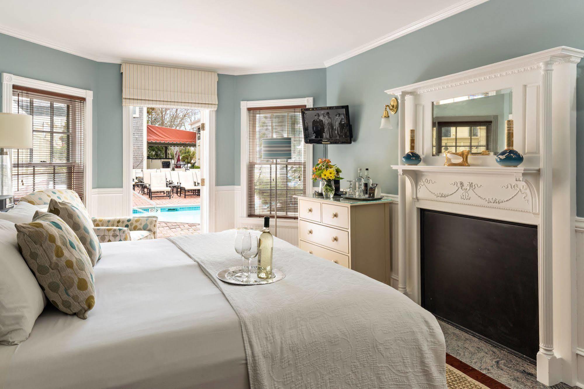 Brass Key Guesthouse Adults Only Провінстаун Екстер'єр фото