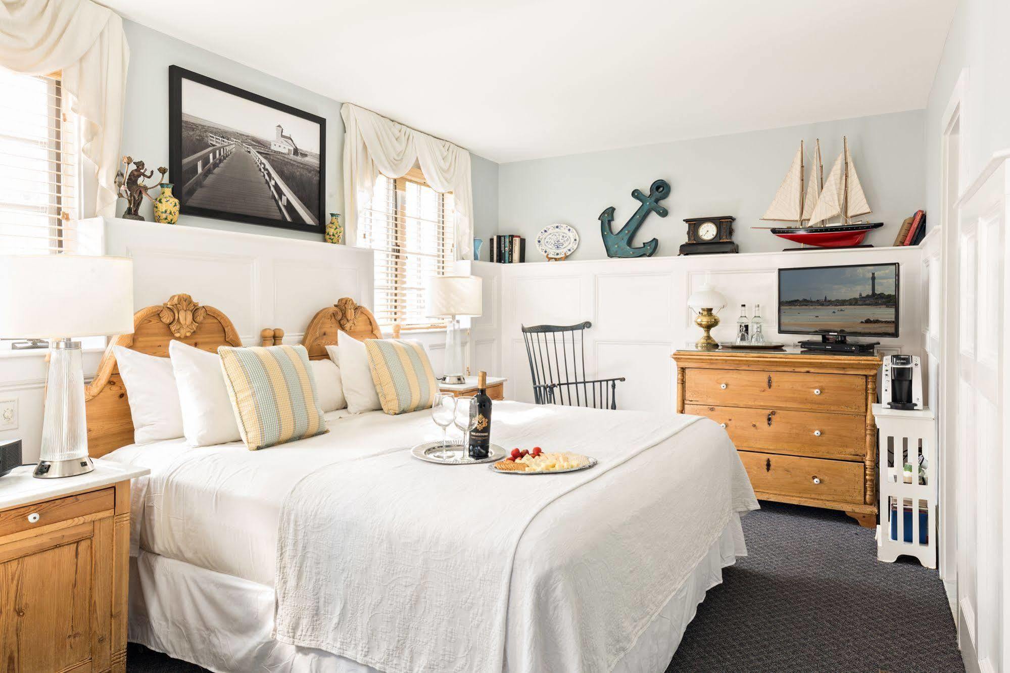 Brass Key Guesthouse Adults Only Провінстаун Екстер'єр фото