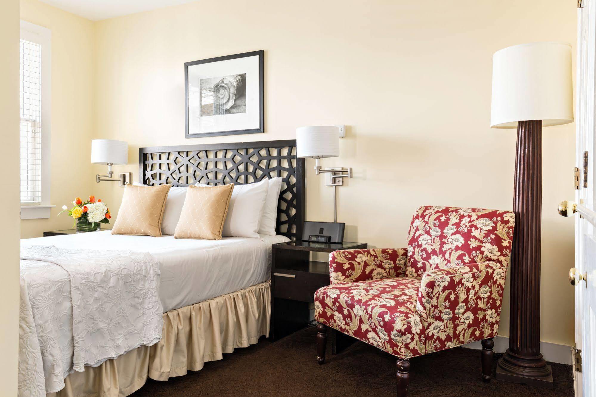 Brass Key Guesthouse Adults Only Провінстаун Екстер'єр фото